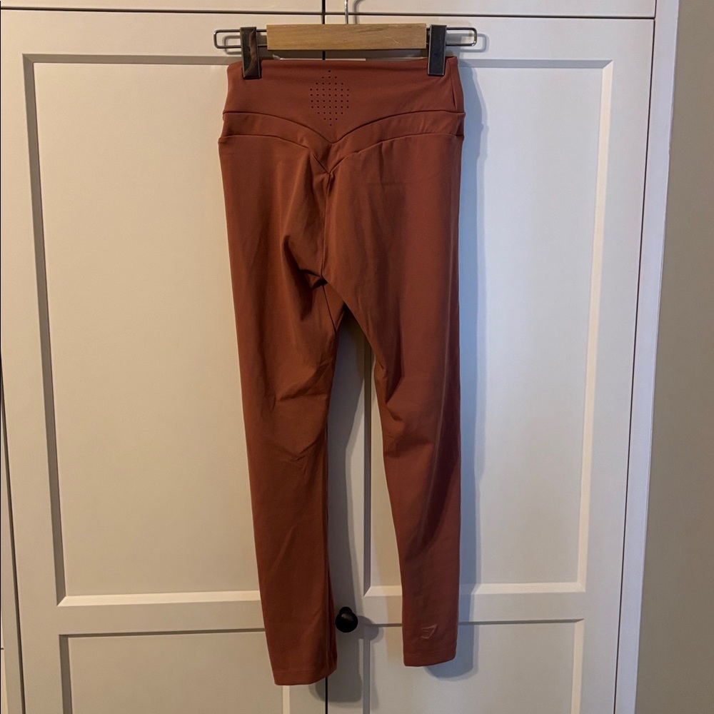 Gymshark Vital Seamless 2.0 Leggings – Size Small (Rose/Coral) - Picture 5 of 7